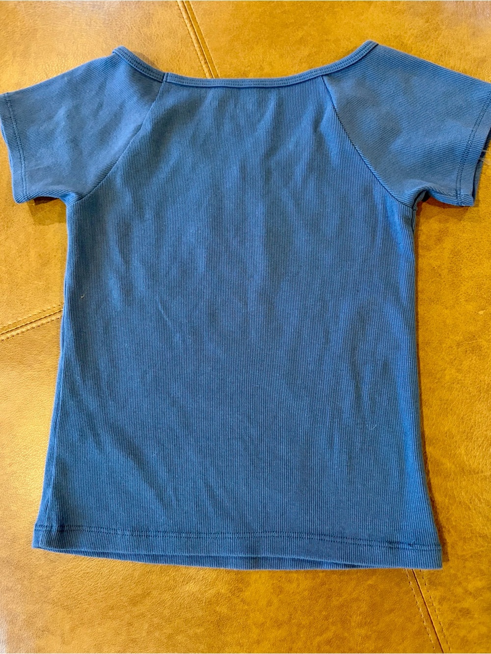 Areopostle Top with Pastel Surfboards - Picture 4 of 5